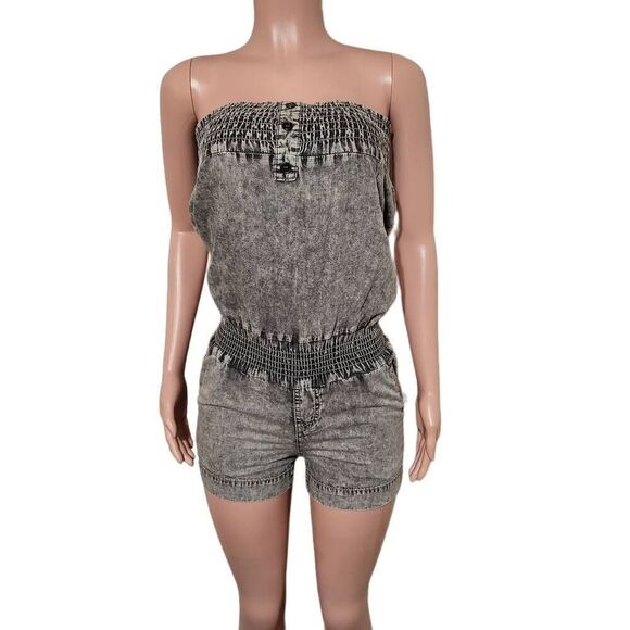 Women's sleeveless chambray smocked denim romper M - Picture 2 of 12